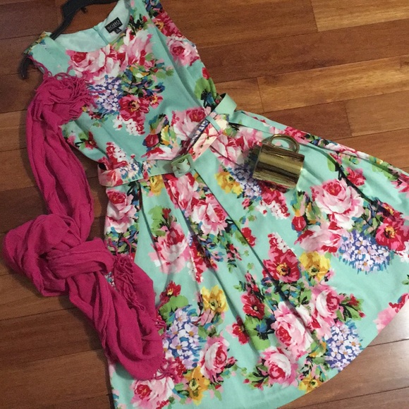 Floral Belted Dress - Picture 1 of 4